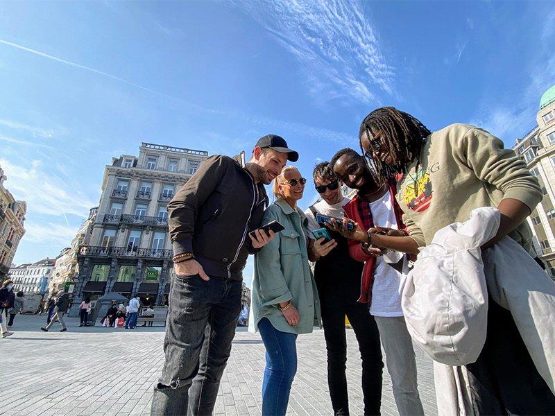 Smartbox  Trois sessions d'escape game urbain à Lausanne en famille ou entre amis - Coffret Cadeau 