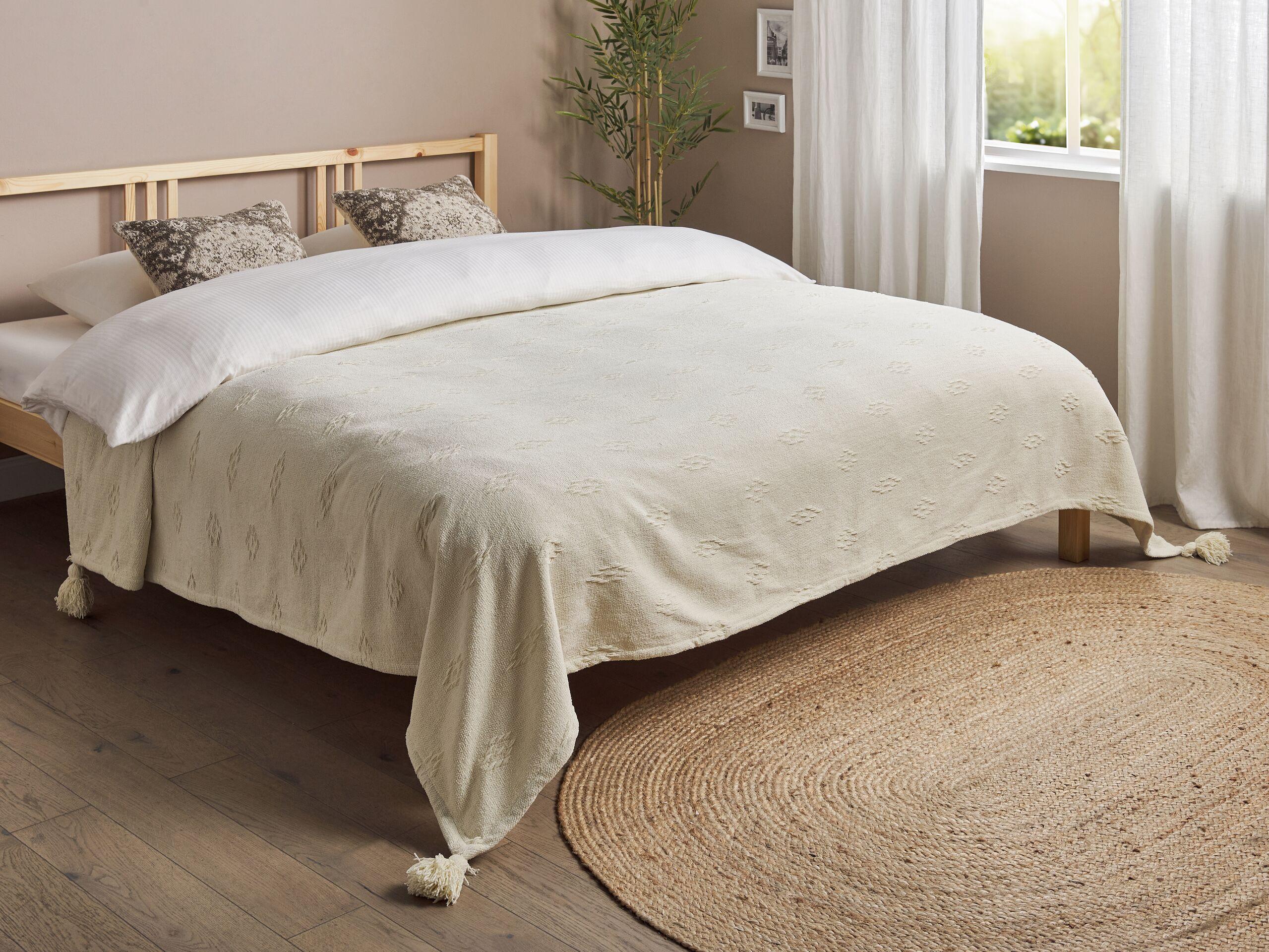 Beliani KAZY Couvre-lit Chenille  