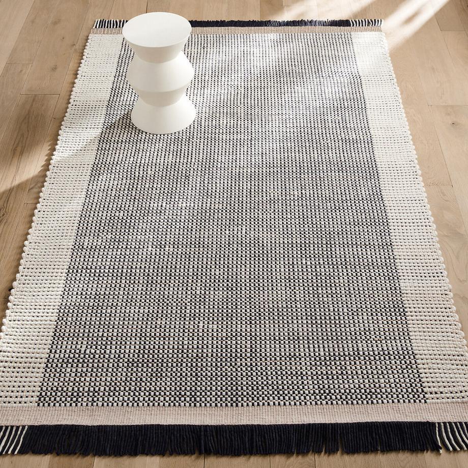 Tapis tissé main en laine