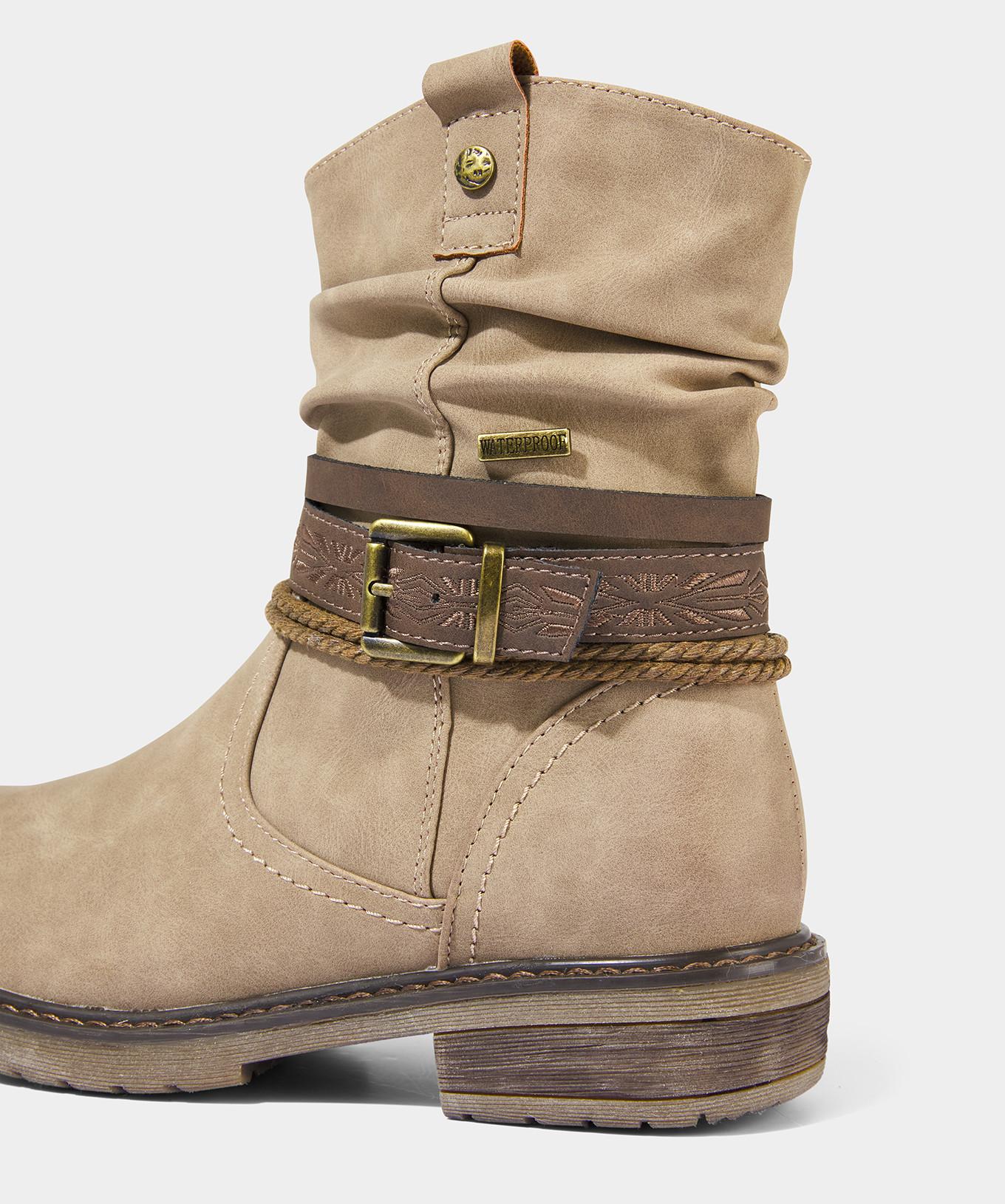 Joe Browns  Stiefeletten mit gewebtem Muster und Schnallenriemen 