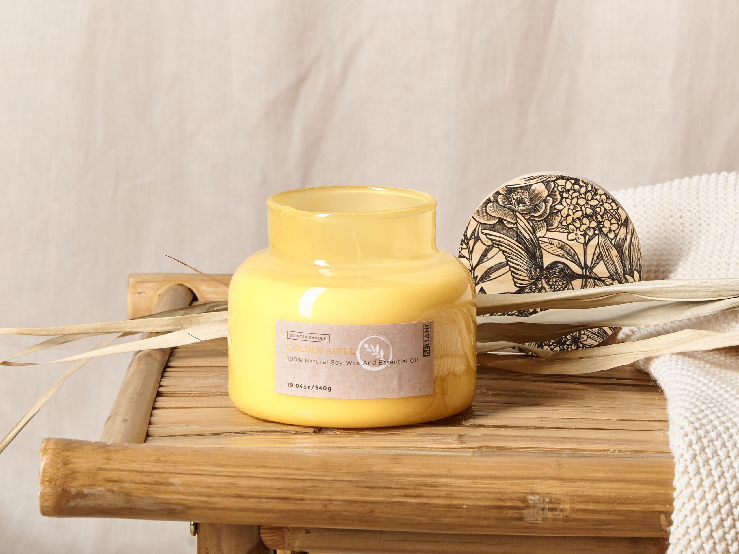 Beliani Bougie parfumée en Cire de soja DELIGHT BLISS  