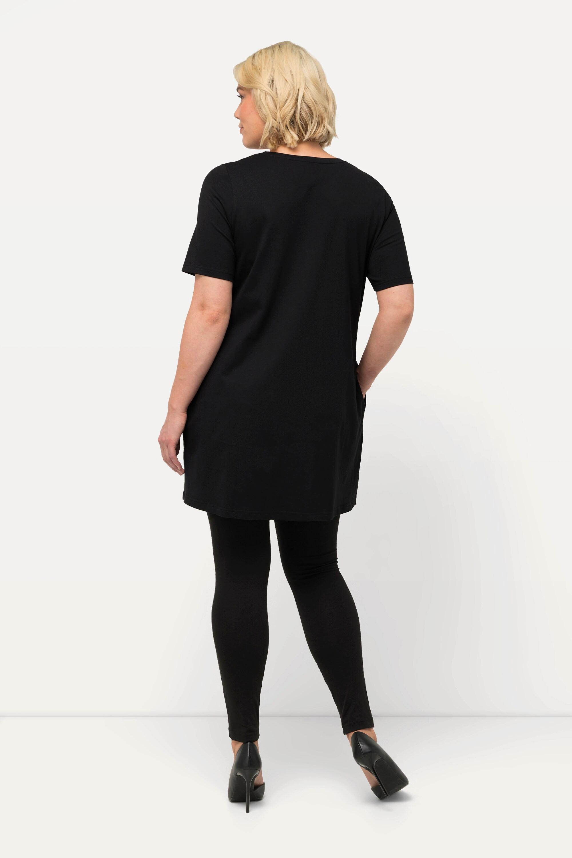 Ulla Popken  Maglia dal taglio lungo e svasato con design con foglie, scollo a V e mezze maniche 