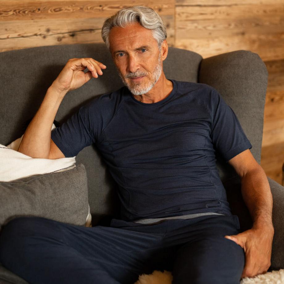 STAY WARM SLEEP T-SHIRT MEN