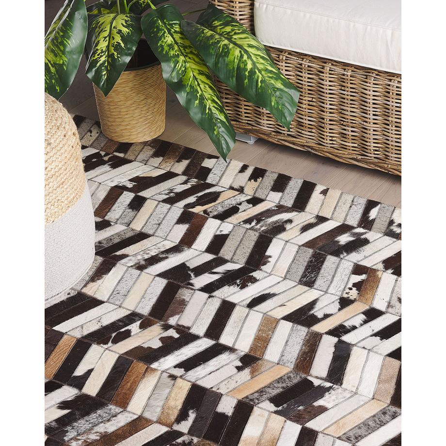 Beliani Teppich aus Kuhfell Modern AKYELE  