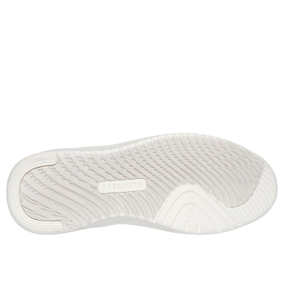 SKECHERS Court Break Double Vented Baskets  