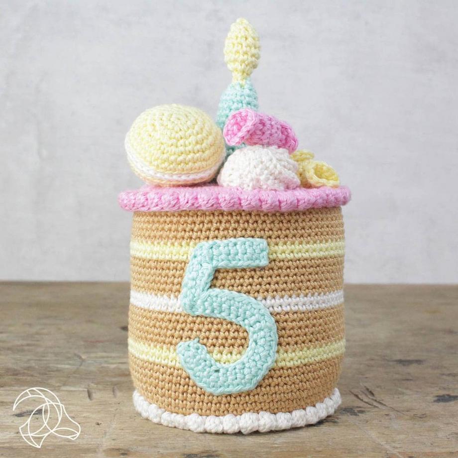 Hardicraft  Gâteau d'anniversaire - kit de crochet 