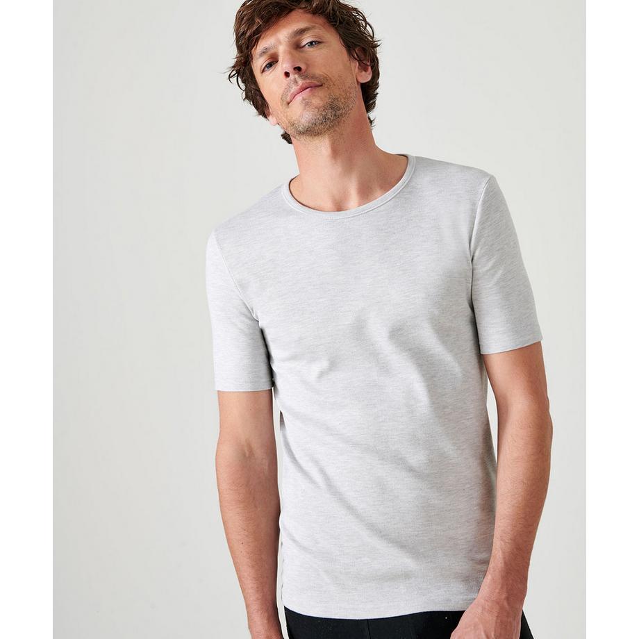 Tee-shirt col rond, manches courtes, chaleur Medium 3.