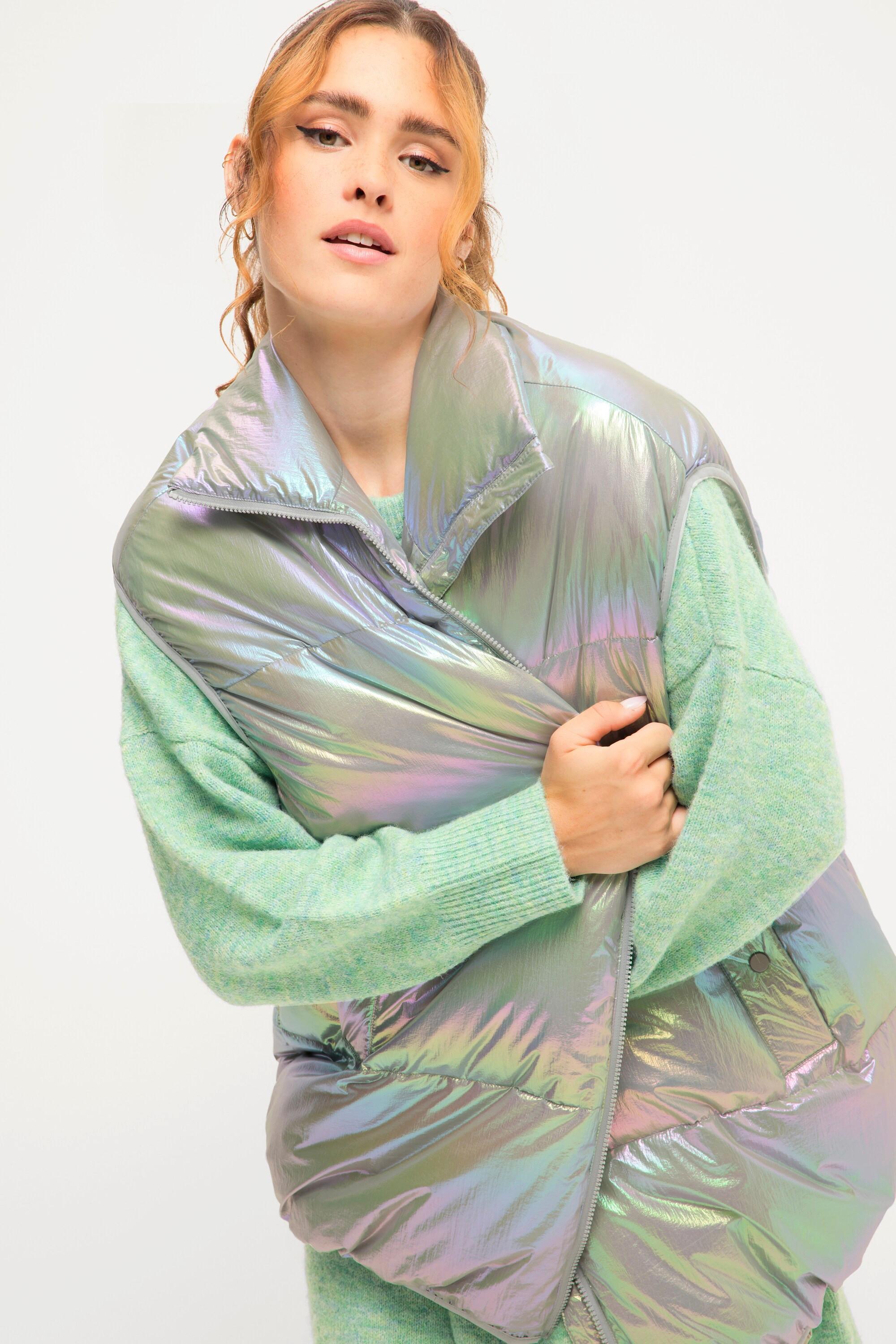 Studio Untold  Gilet matelassé# oversize, effet holographique, avec col montant et fermeture à glissière 