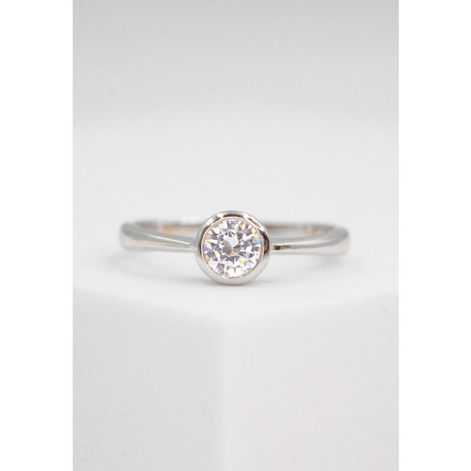 MUAU Schmuck  Bague en or blanc 750 zircone 