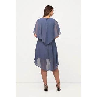 Ulla Popken  Abito da sera in chiffon con scollo a V, mezze maniche e sottoveste 