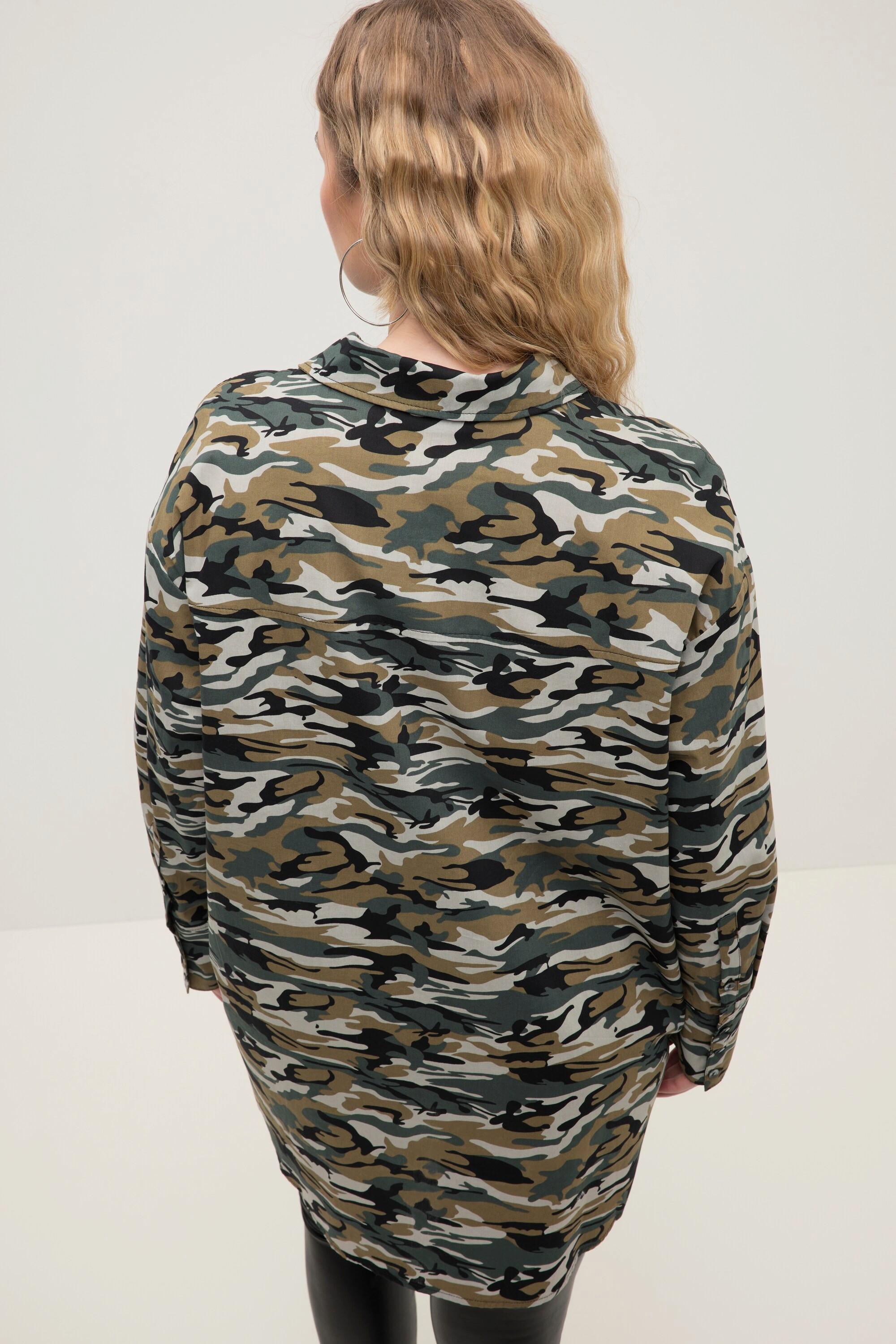 Studio Untold  Chemisier oversized, imprimé camouflage. Col chemise, manches longues. 