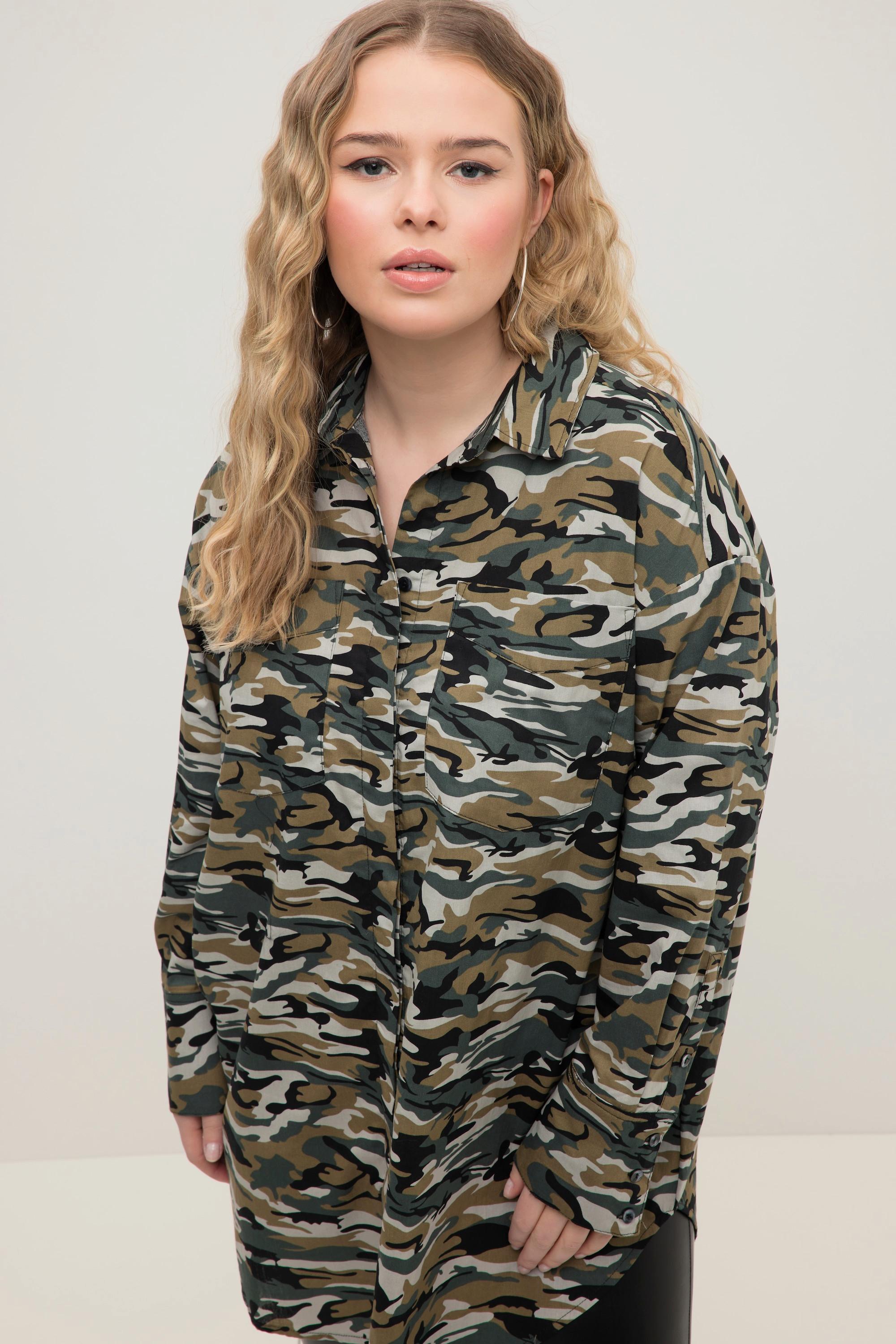 Studio Untold  Chemisier oversized, imprimé camouflage. Col chemise, manches longues. 