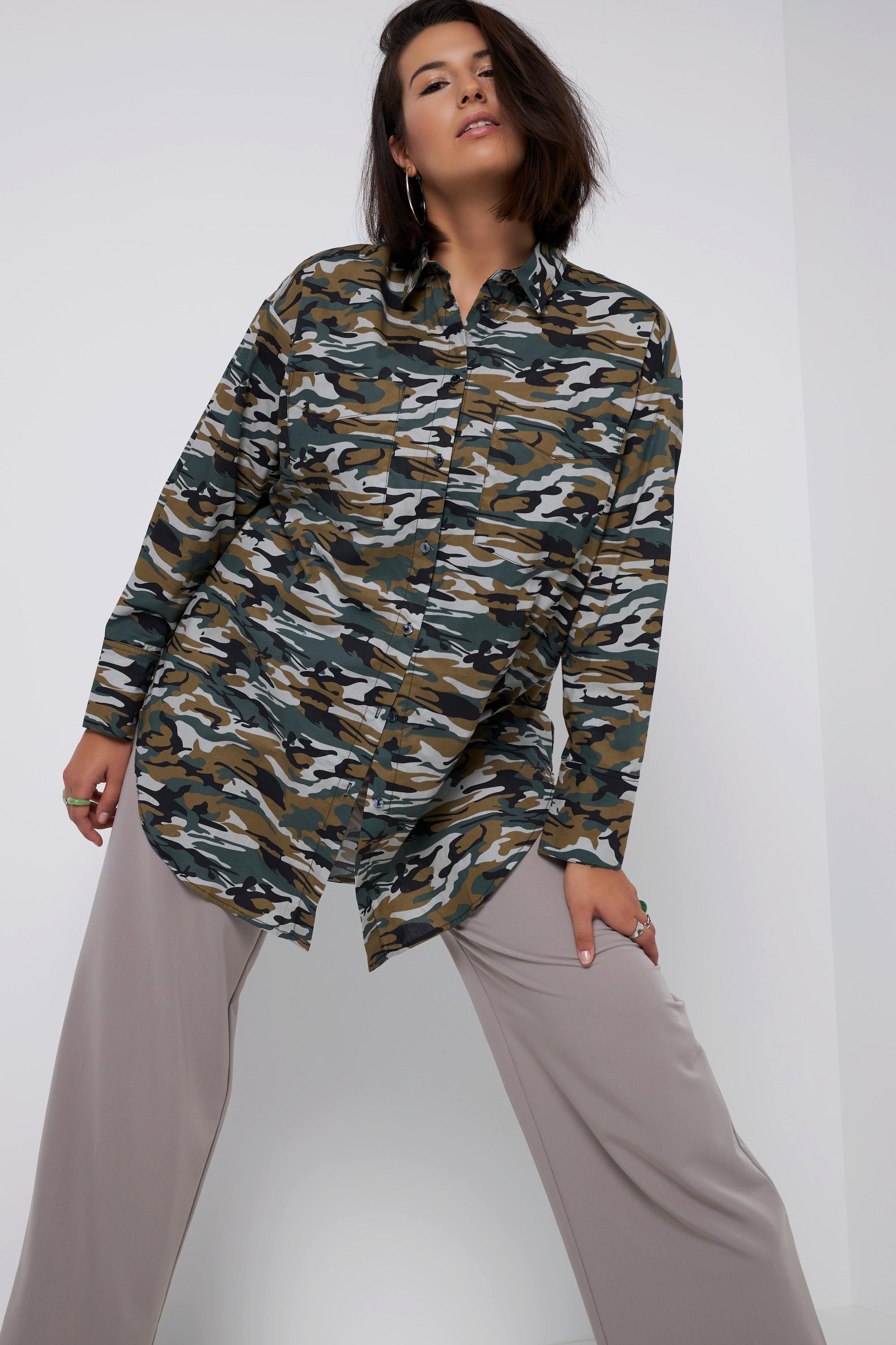 Studio Untold  Chemisier oversized, imprimé camouflage. Col chemise, manches longues. 