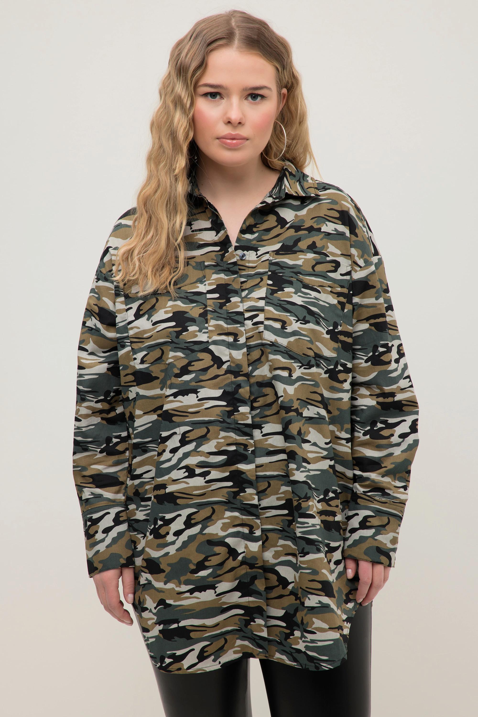 Studio Untold  Chemisier oversized, imprimé camouflage. Col chemise, manches longues. 