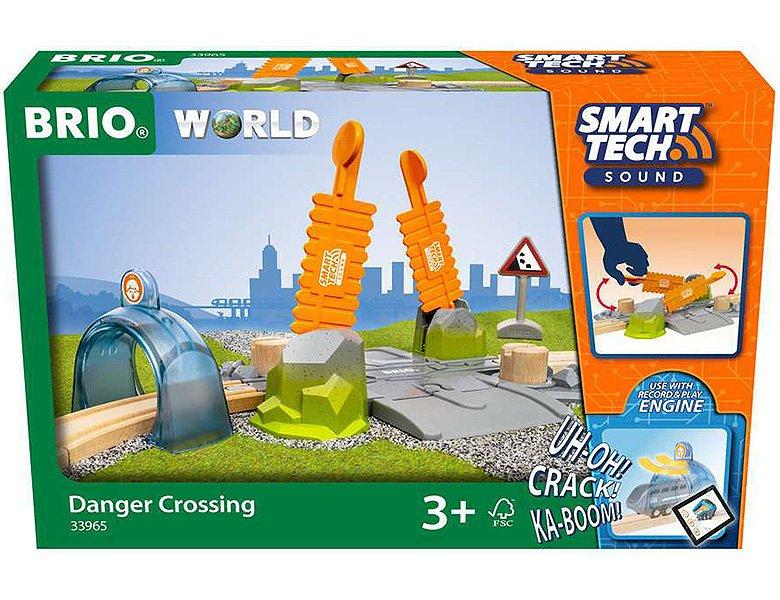 BRIO  BRIO World Smart Tech Sound Dangerous Railroad Crossing - 33965 