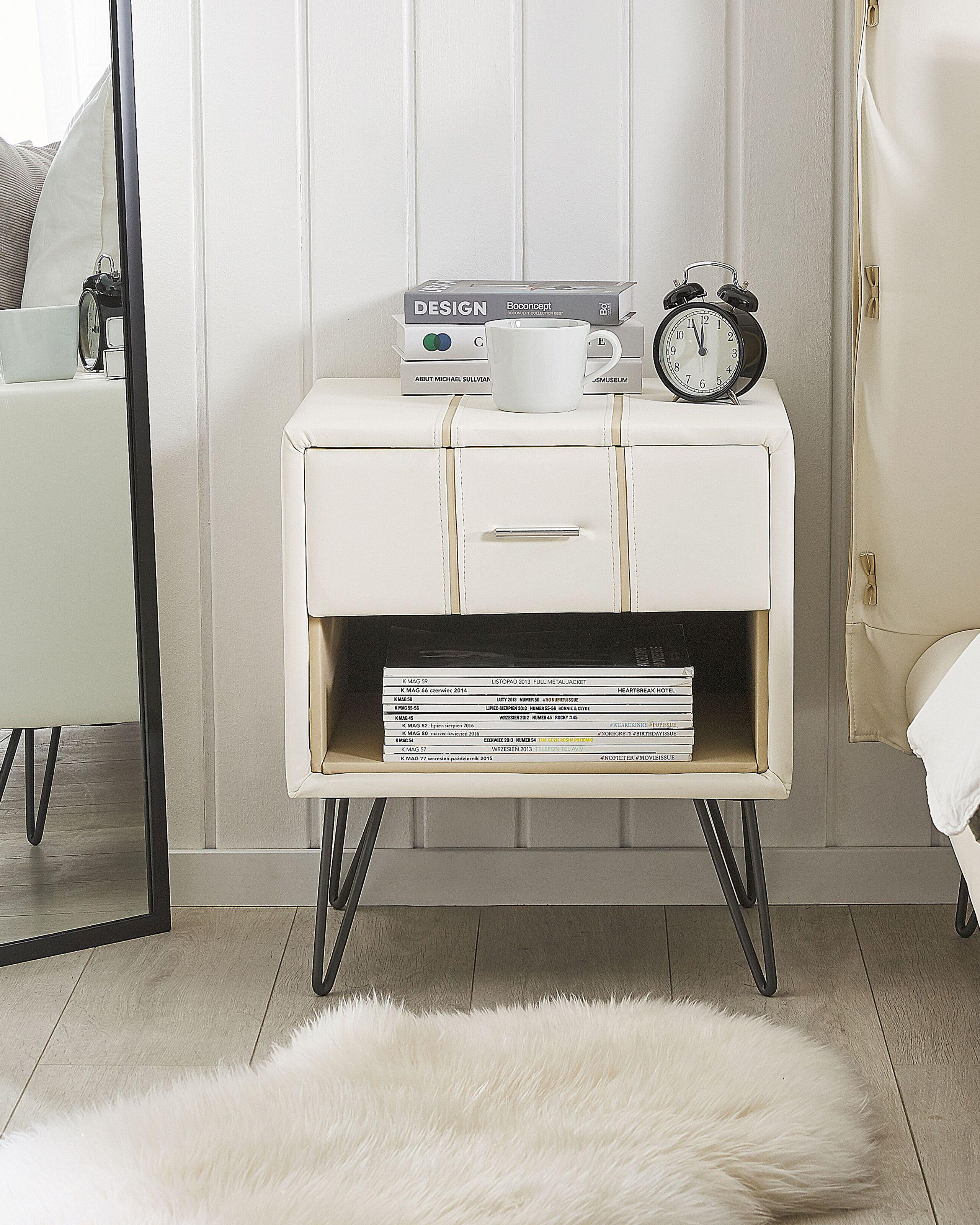 Beliani Comodino 1 cassetto en Pelle sintetica Retrò BETIN  