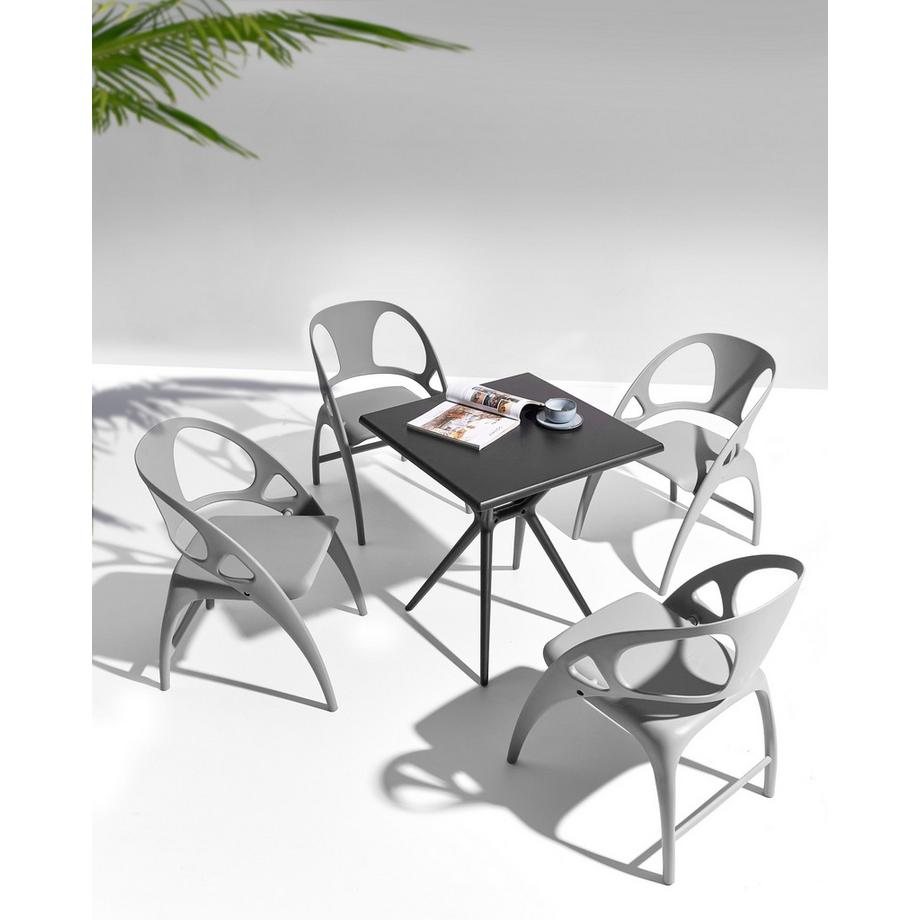 Beliani Gartenstuhl 4er Set aus Polypropylen  NEMI  