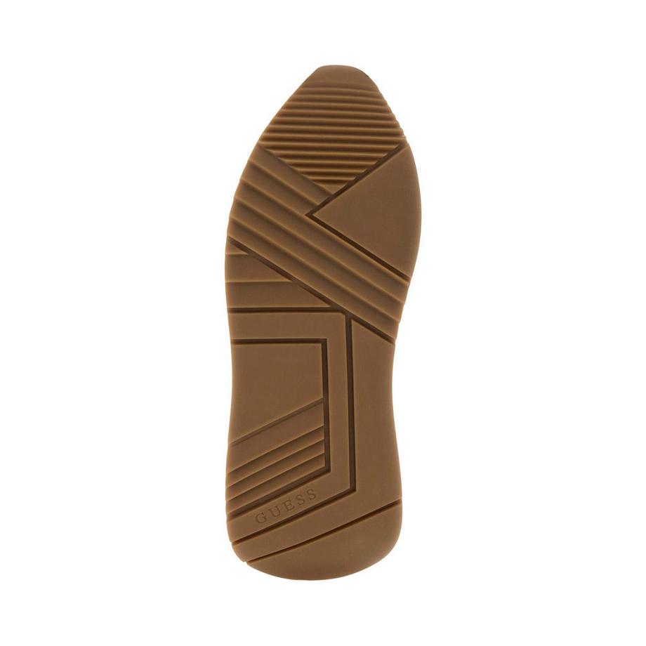 GUESS Eagar Pumps  
