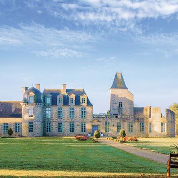 1 nuit avec dîner gastronomique dans un château français pour un duo bon vivant - Coffret Cadeau