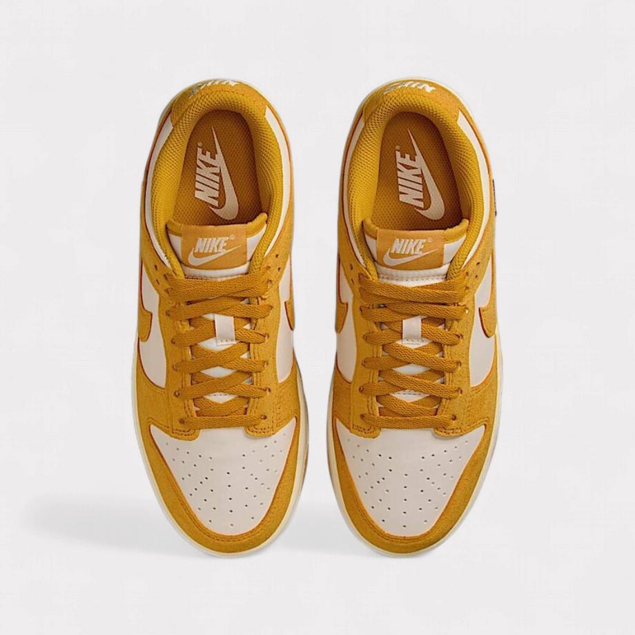 NIKE Dunk Low Sneakers  