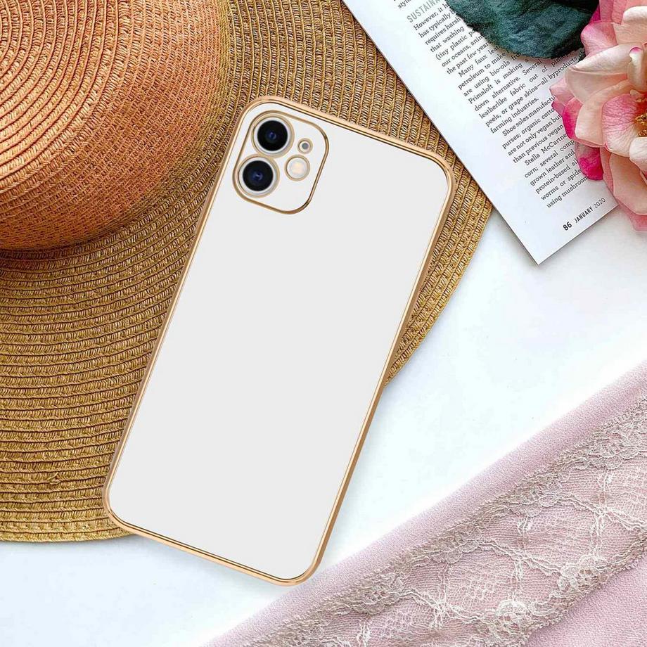 Cadorabo  Housse compatible avec Apple iPhone 11 - Coque de protection en silicone TPU flexible et avec protection pour appareil photo 