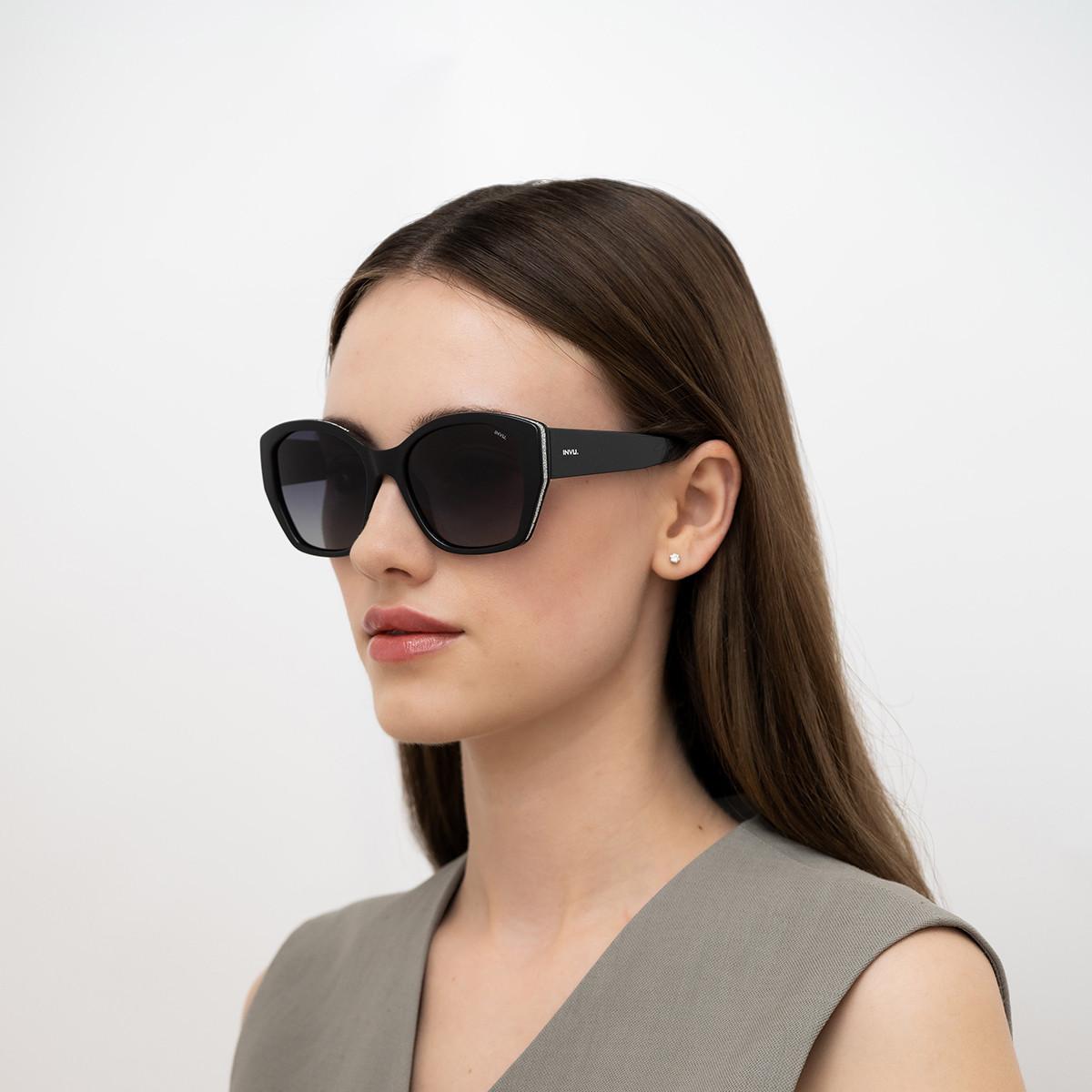 INVU Occhiali da sole polarizzati con custodia  