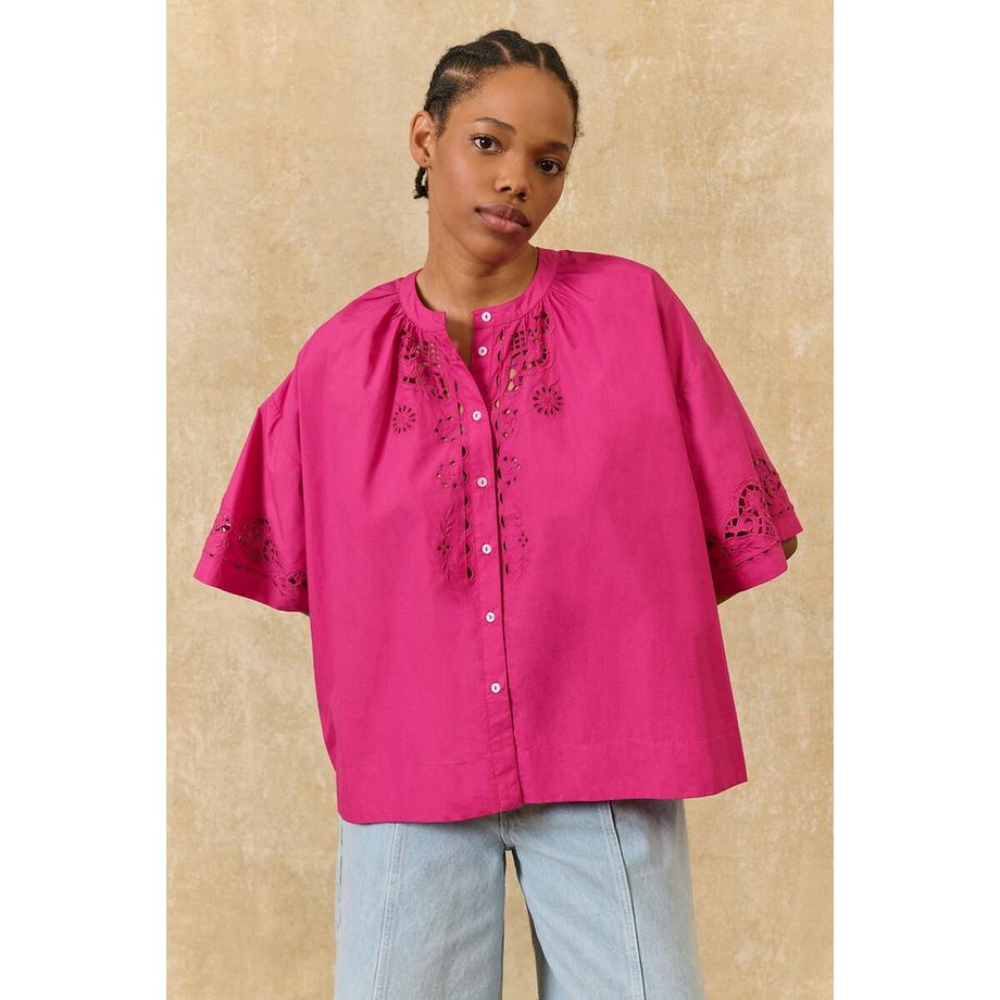 Bluse mit kurzen Ärmeln Rundhalsausschnitt mit Stickereien
