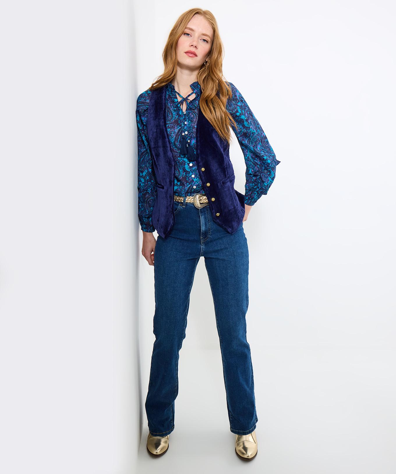 Joe Browns Samtweste mit Kontrastfutter  