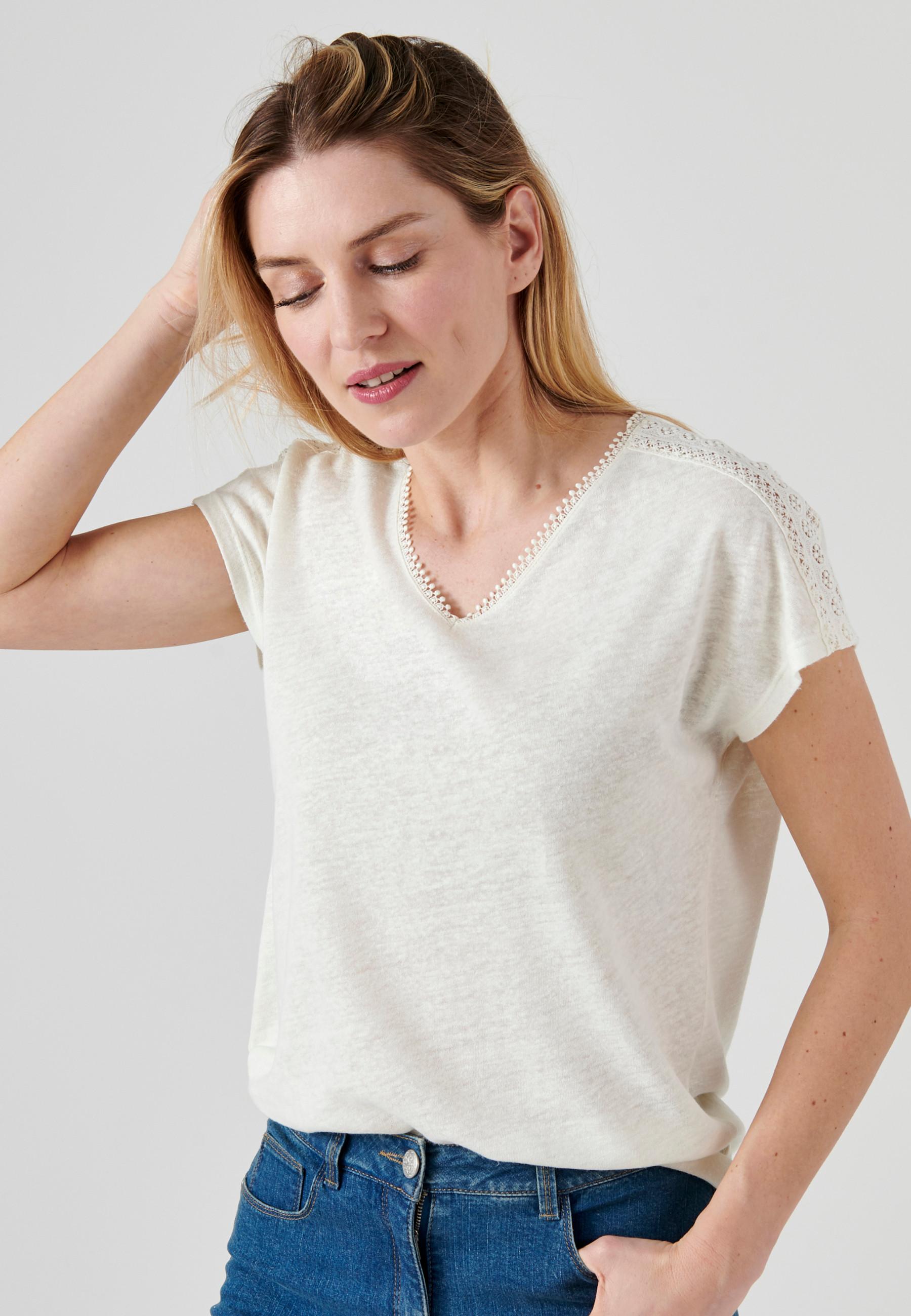 Damart  Tee-shirt mélange lin et viscose, col V avec galon croquet, manches T. 