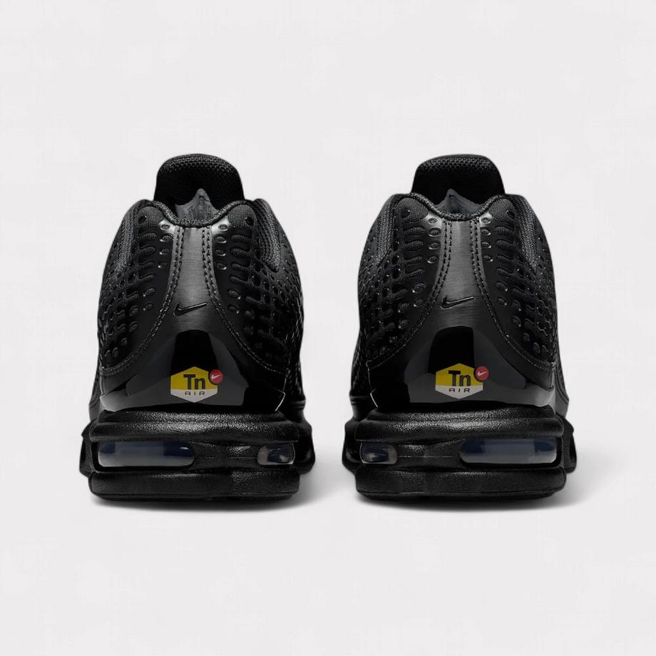NIKE  Air Max Plus VII - Black 