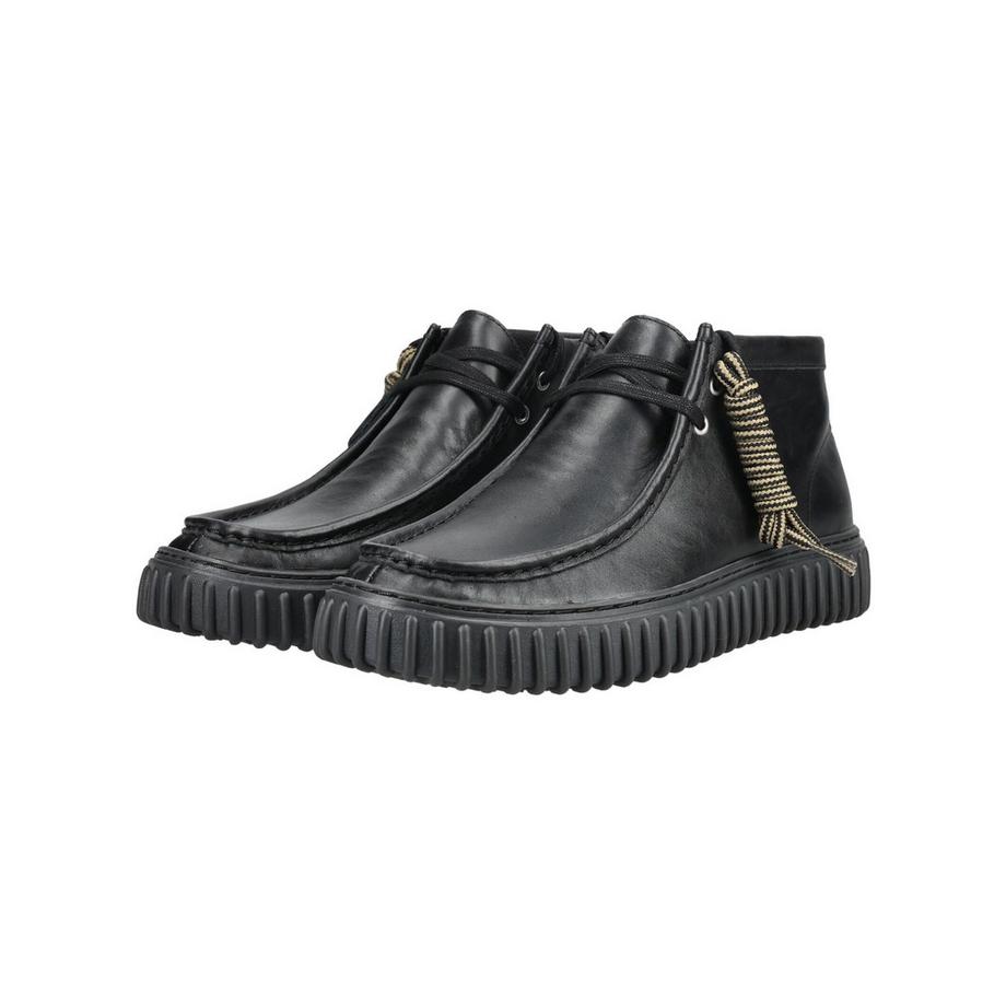 Clarks Schnürstiefelette mit markanter Profilsohle  