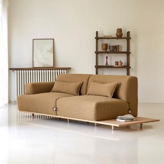 Tikamoon 2-Sitzer-Sofa aus Eiche undem Stoff mit integrierter Ablageplatte Duffle  