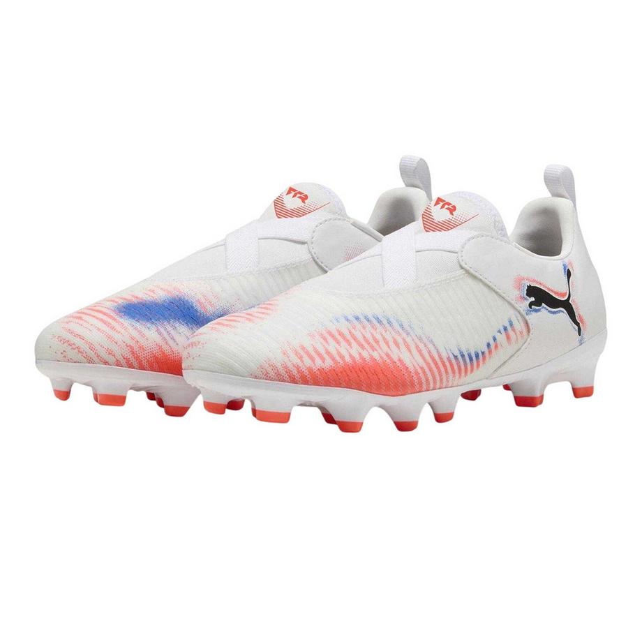 PUMA Future 8 Match Chaussures de Football Terrain Ferme  