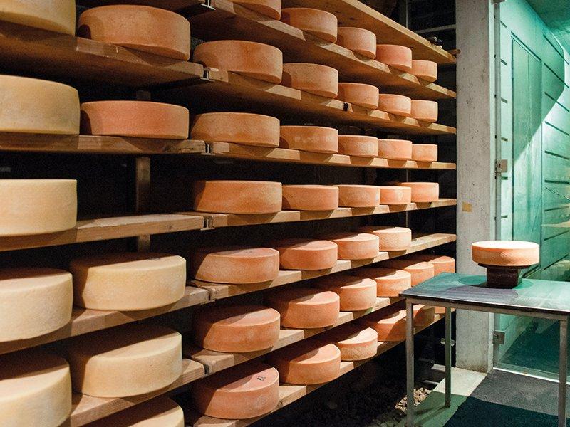 Smartbox  Avventura 100% Svizzera: una visita alle grotte di Vallorbe e un delizioso formaggio per 2 - Cofanetto regalo 