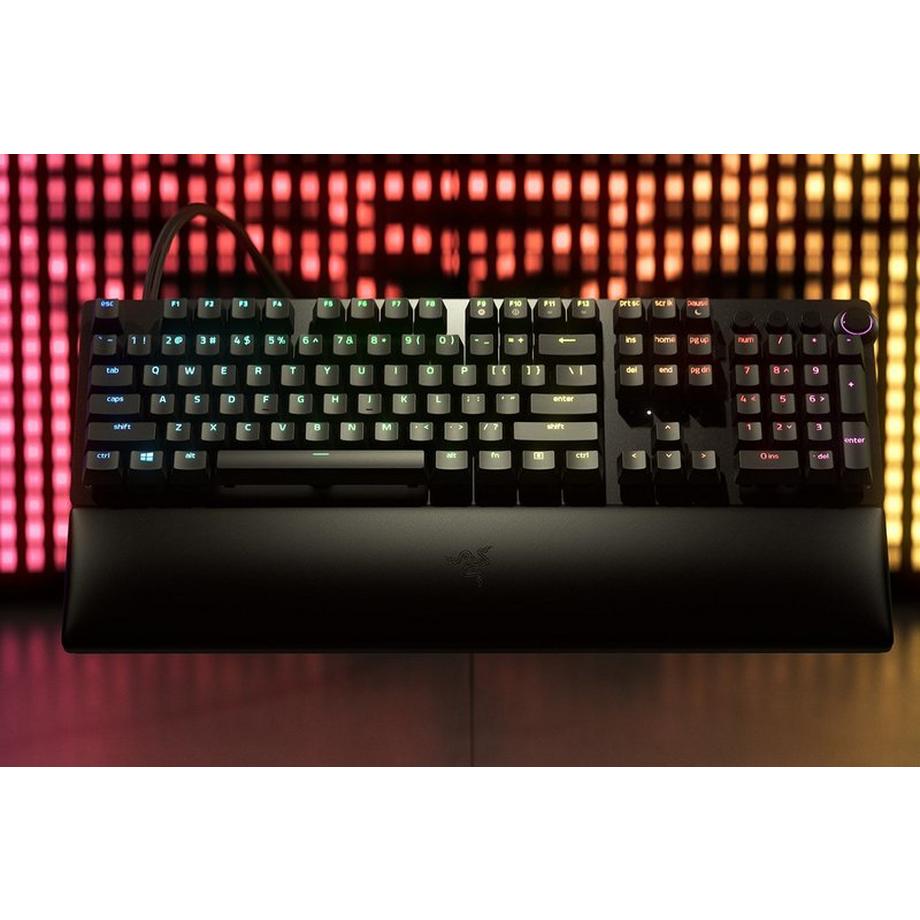 RAZER  Huntsman V2 (Analog Switch) - Schweiz 