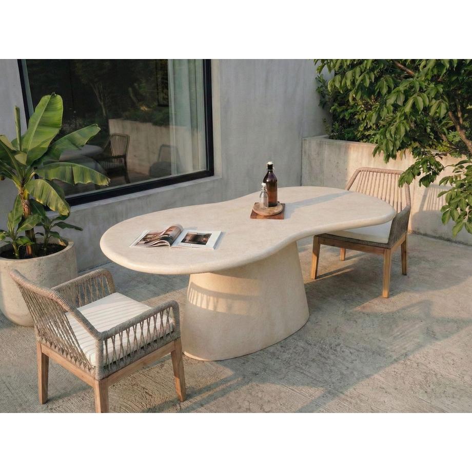 Beliani Table de salle à manger de jardin en Oxyde de magnésium Moderne SPOLETO  