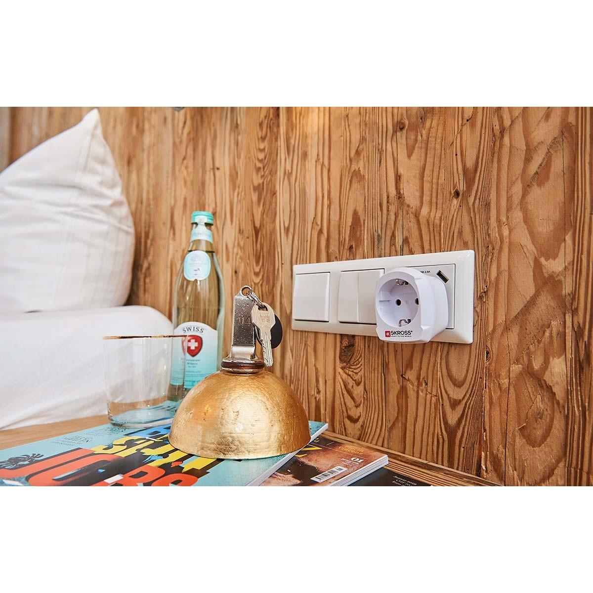 Nedis  Adattatore Europa a Regno Unito Jordad 