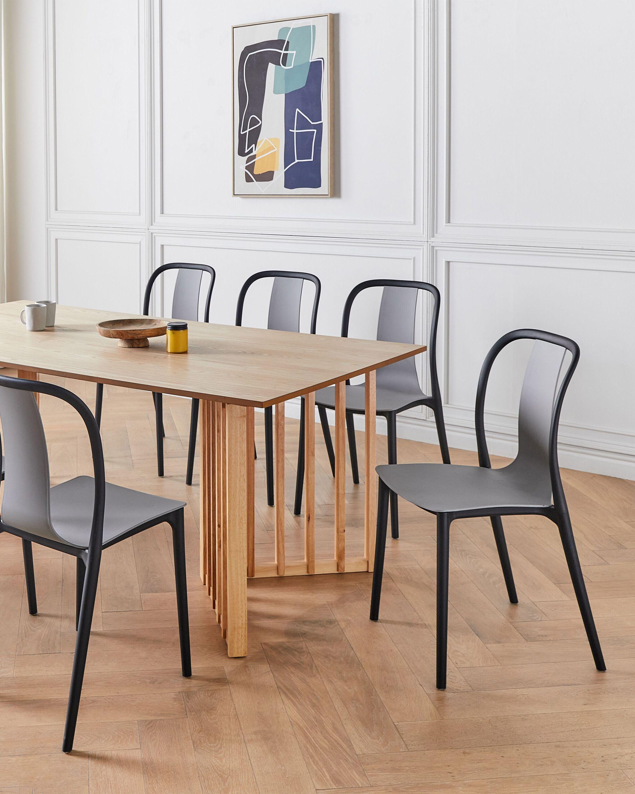 Beliani Lot de 8 chaises en Matière synthétique Moderne SPEZIA  