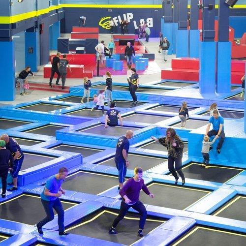 Geschenkidee  Trampolin springen im Flip Lab Nähe Zürich (90 min) (für 1 Person) 