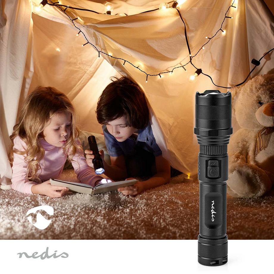Nedis  LED Taschenlampe | Batterie betrieben | 3,7 V DC | 10 W | Gebaut -in lithium ion | Batterien enthalten | Wiederaufladbar | Angegebener leuchtender Fluss: 1000 LM | Beleuchtungsbereich: 110 m | Strahlungswinkel: 9,5 ° 