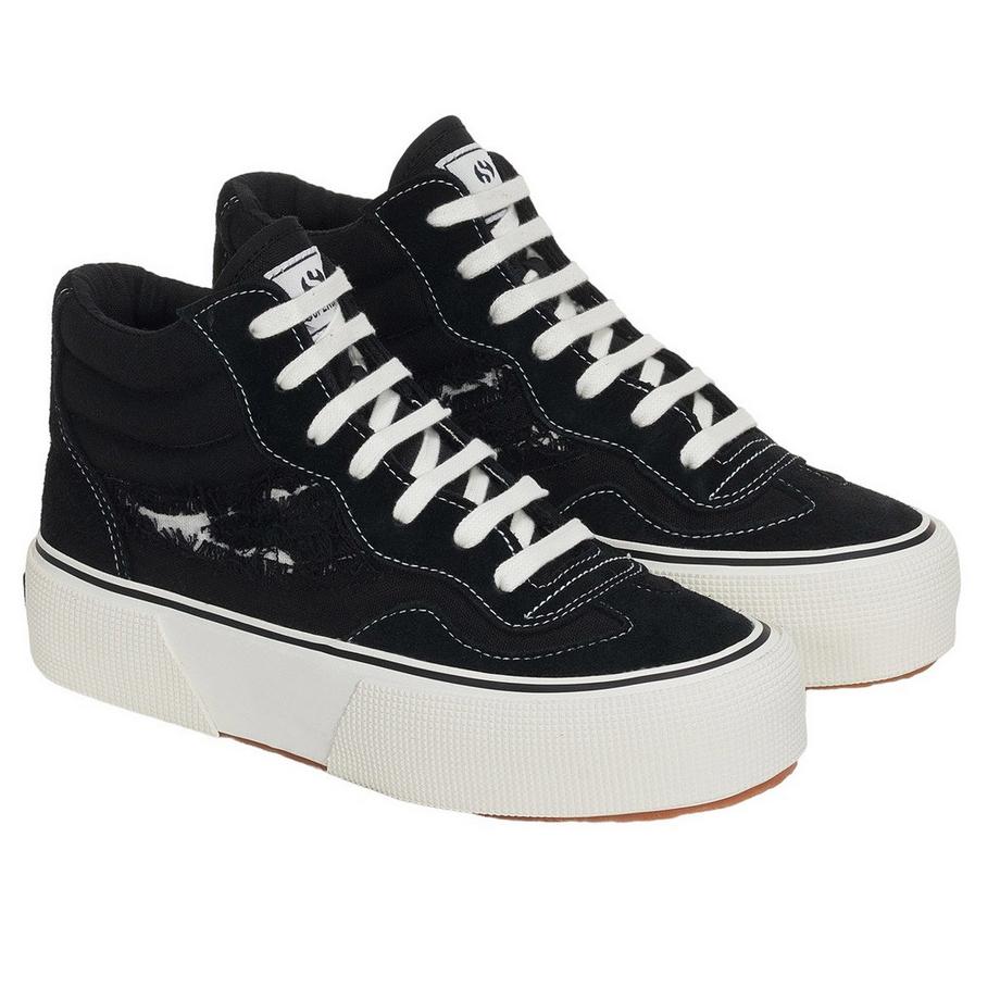 Sneaker 3141 Revolley Swallowtail, Zerrissen