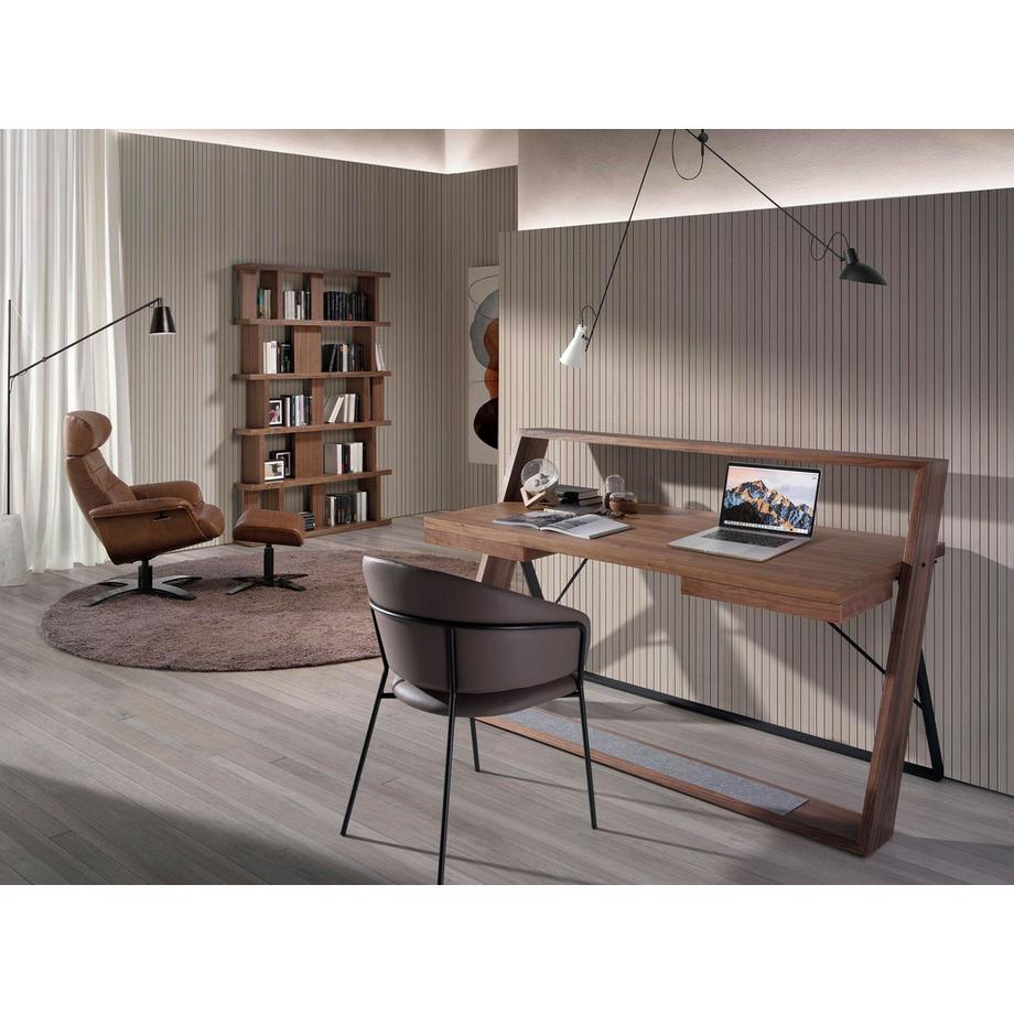 ANGEL CERDA  Hocker ausem Leder 