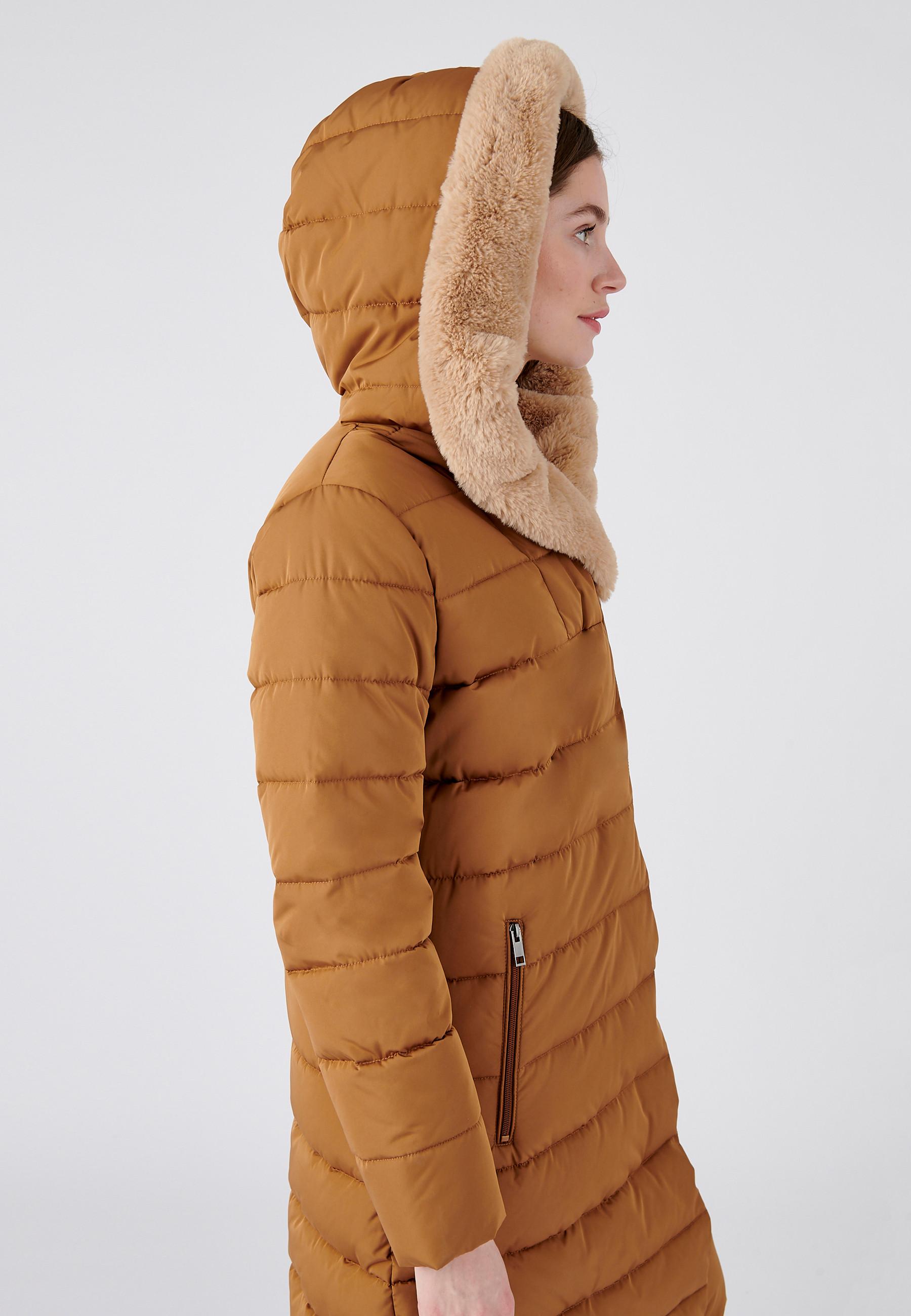 Damart  Lange Steppjacke mit breitem Kragen, gerade Passform,  Thermolactyl-Futter. 