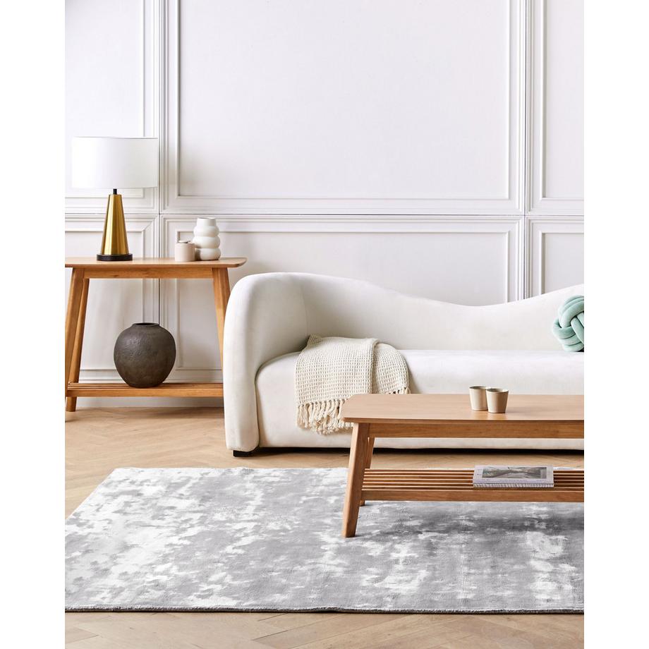 Beliani Tapis en Soie artificielle Minimaliste GESI  