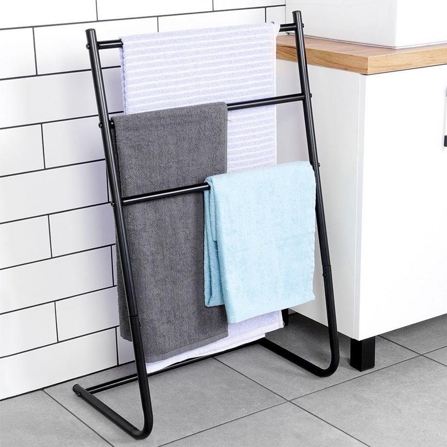 B2X  Freistehenderer Handtuchhalter mit drei Querstangen 