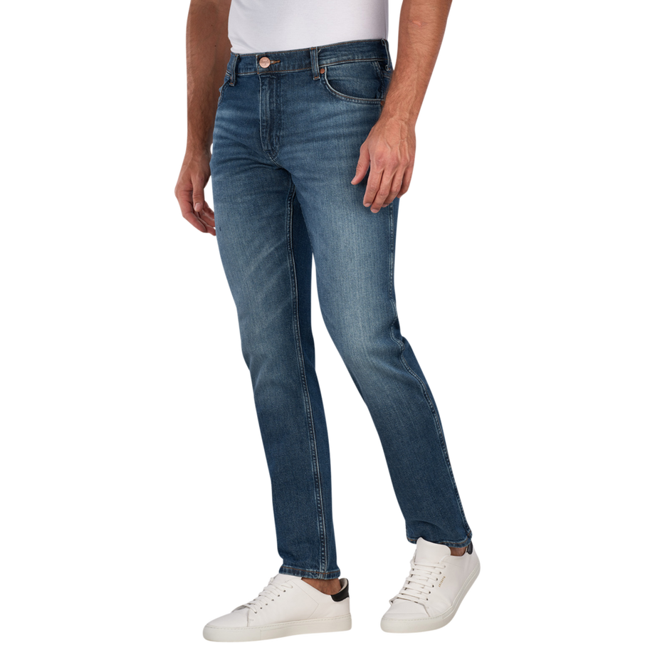 Wrangler Greensboro Regular Straight Fit Jeans  