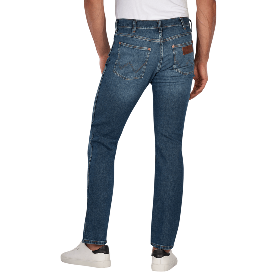 Wrangler Greensboro Regular Straight Fit Jeans  