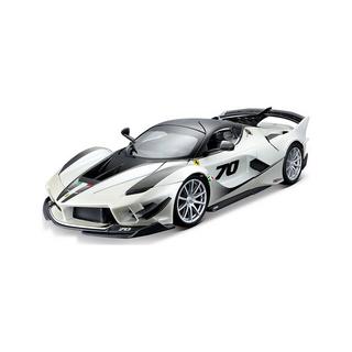 bburago  1:18 Ferrari R&P FXX-K EVO Weiss 