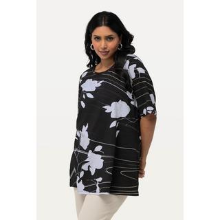 Ulla Popken  T-shirt dal taglio svasato in cotone Pima con scollo a girocollo e mezze maniche 