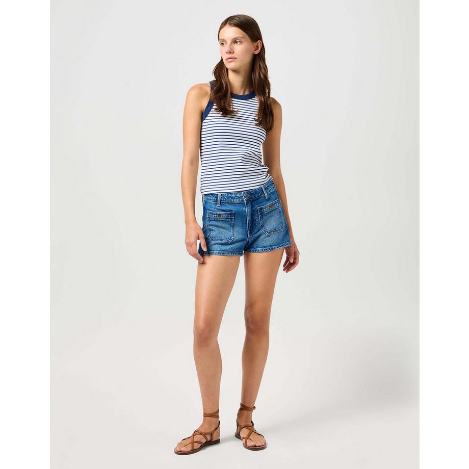 Wrangler Pocket Cowboy Short Shorts in denim  